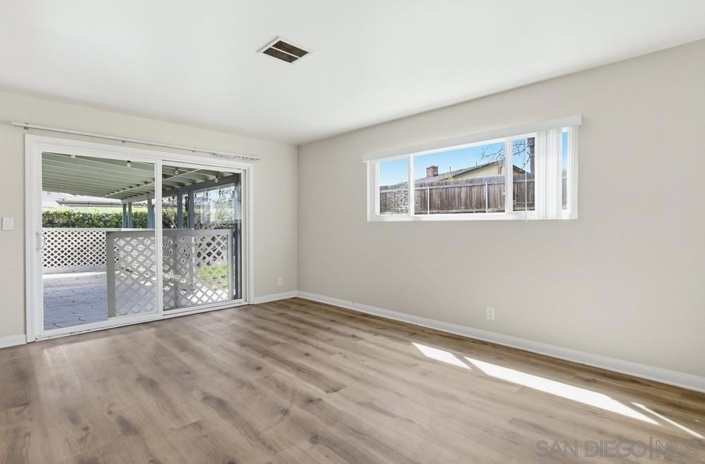 6390 Belle Glade Ave - Photo 13