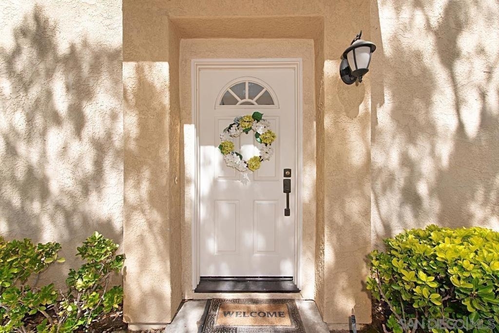 12318 Creekview Drive - Photo 2