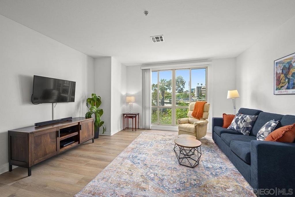 1501 Front St. - Photo 1