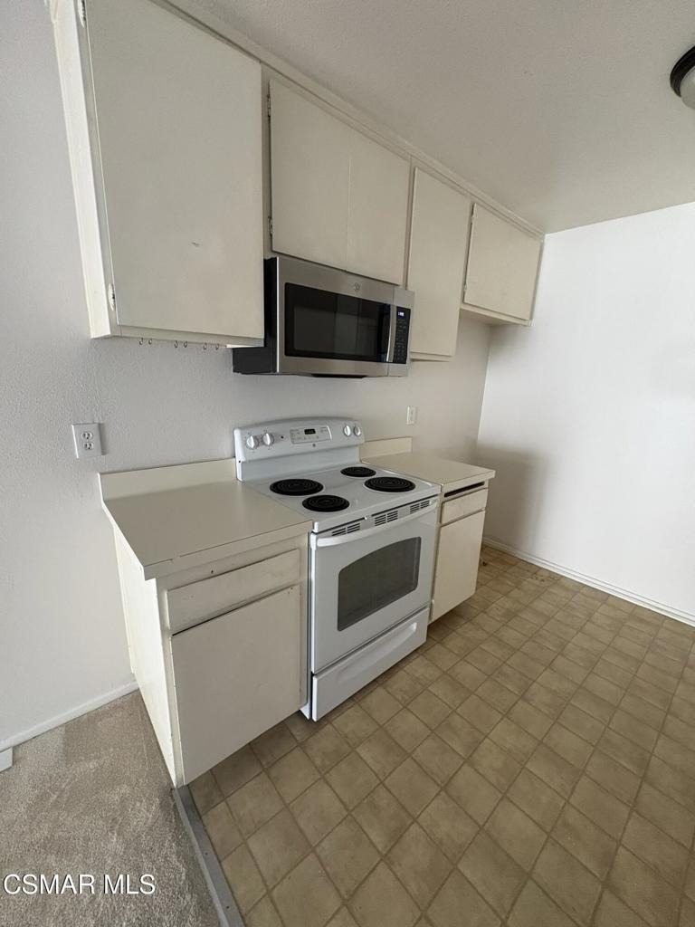 1418 Ramona Drive - Photo 3