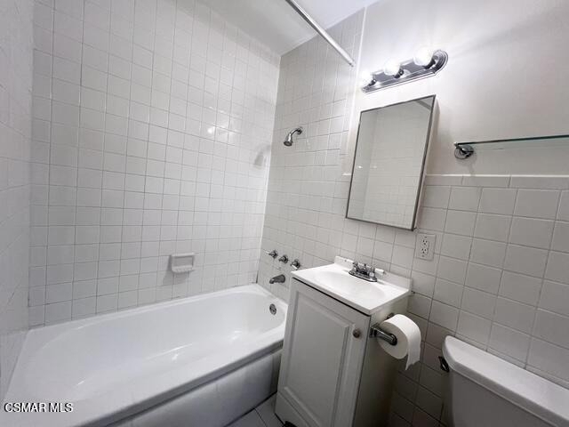 5930 Hesperia Avenue - Photo 16