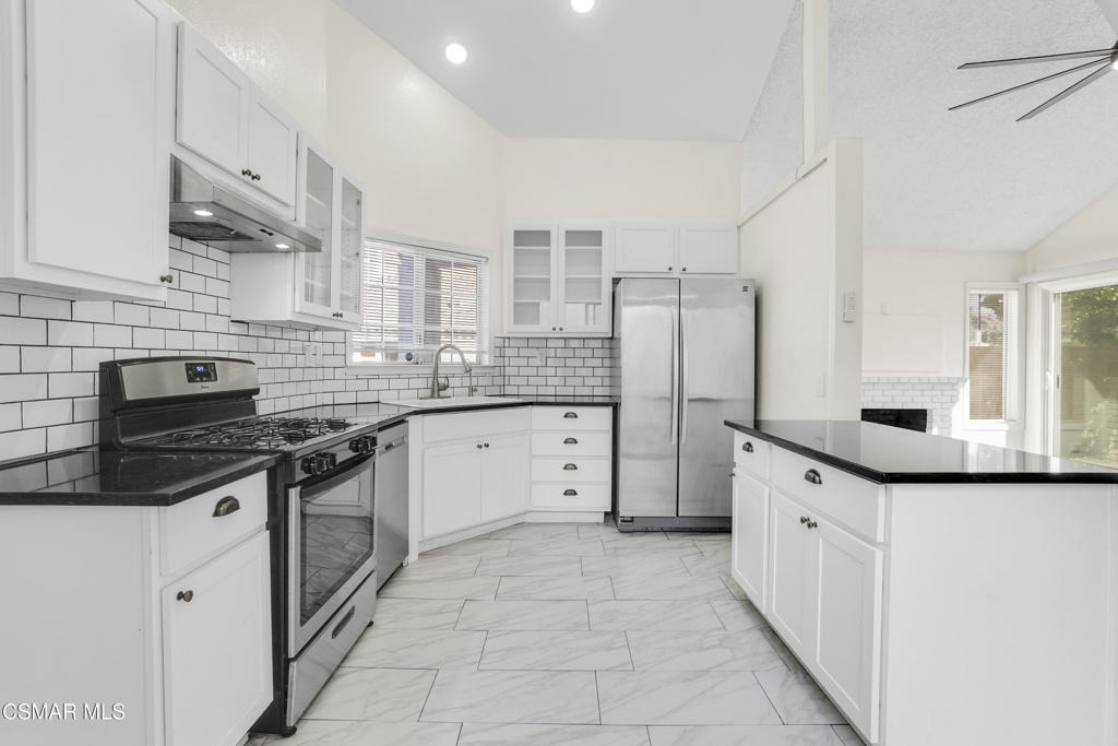 160 Birchwood Street - Photo 5