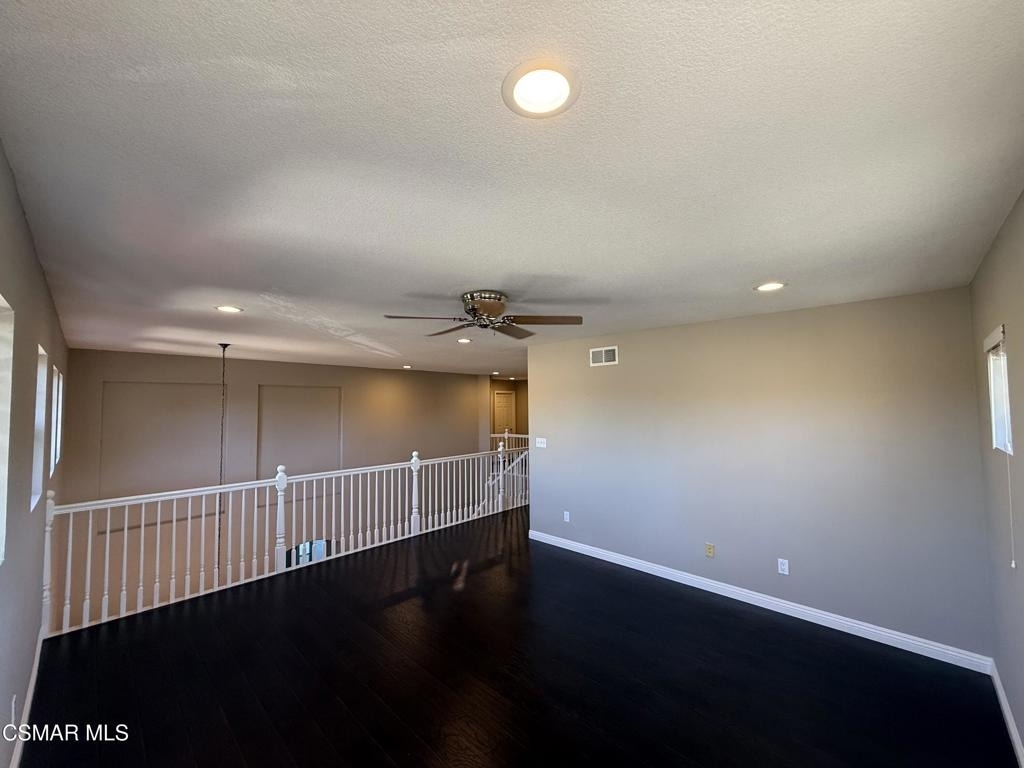 424 Knollwood Drive - Photo 7