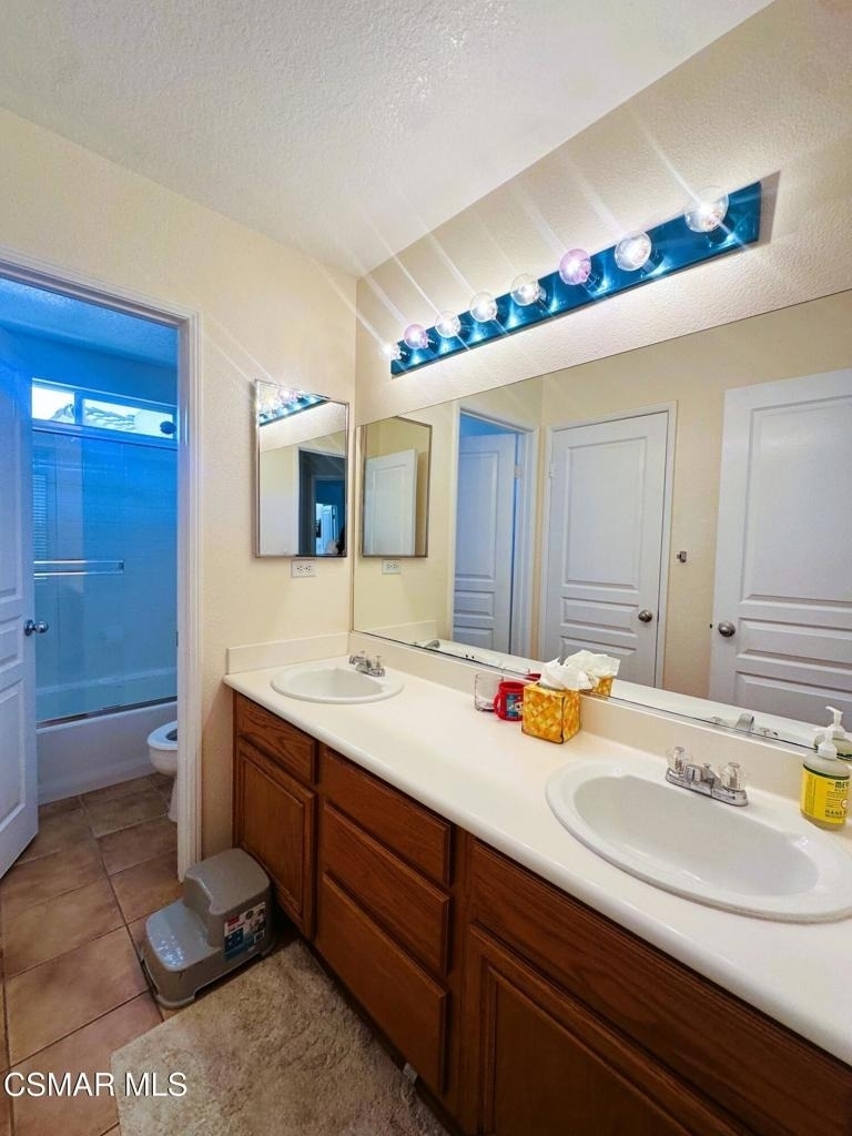 224 Rustling Heights Court - Photo 18