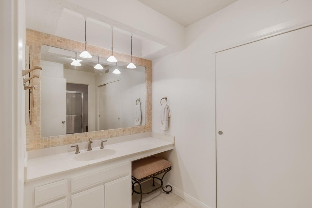 1150 E Palm Canyon Drive - Photo 14
