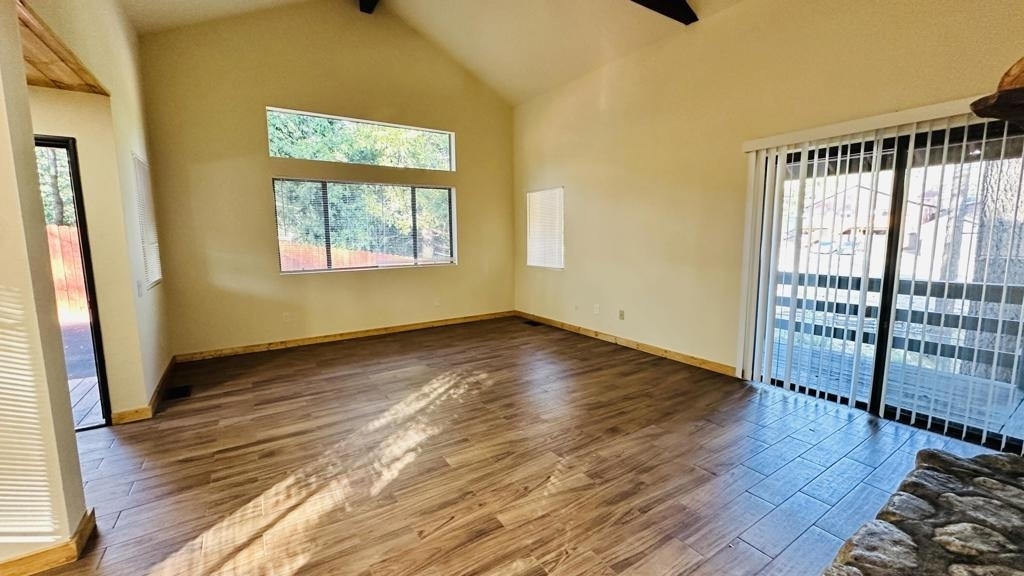 54315 Pine Crest Avenue - Photo 8