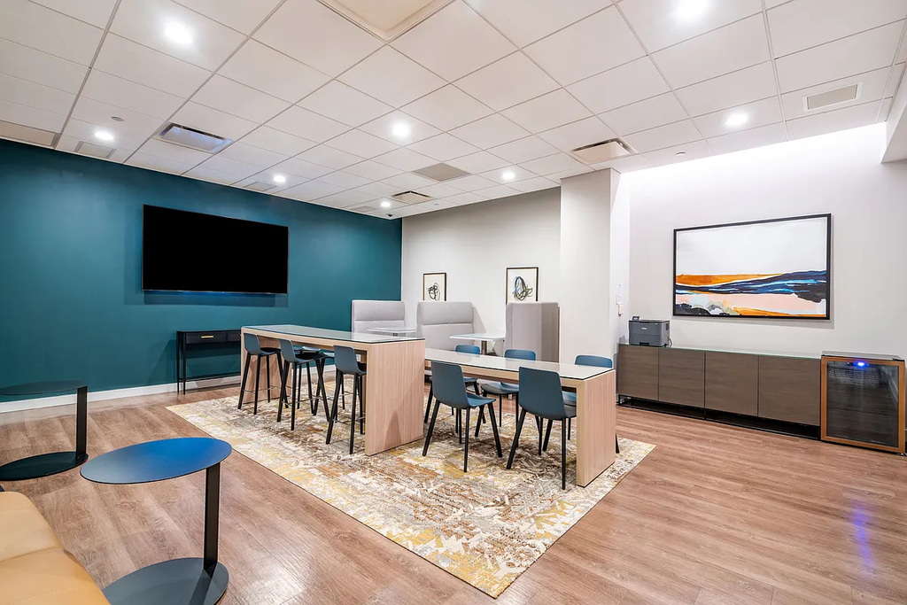 515 West 52nd Street - Photo 8