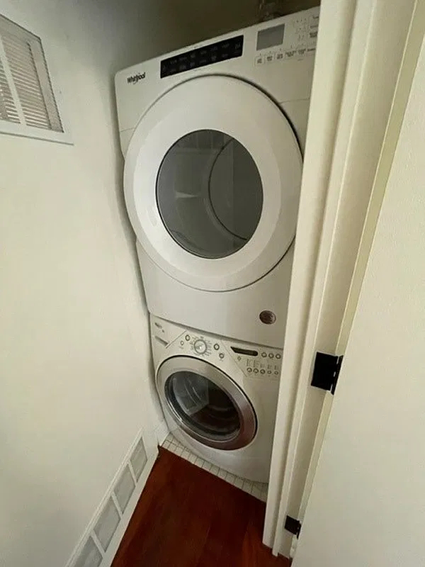 515 West 52nd Street - Photo 7