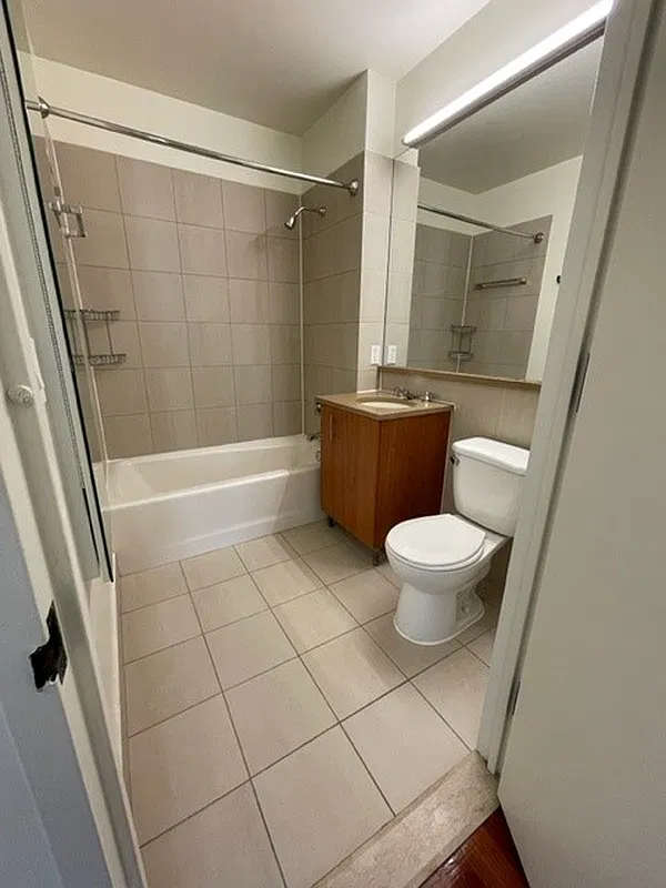 515 West 52nd Street - Photo 6