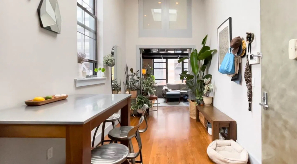 9 Marcus Garvey Boulevard - Photo 2