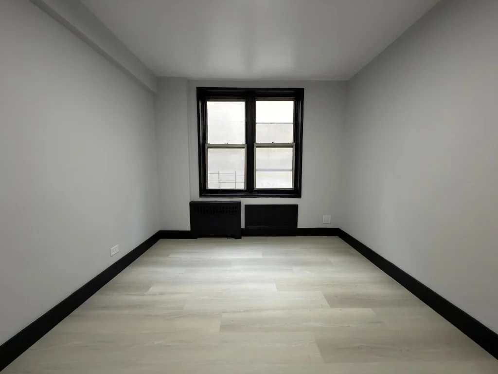  East 58th Street - Photo 8