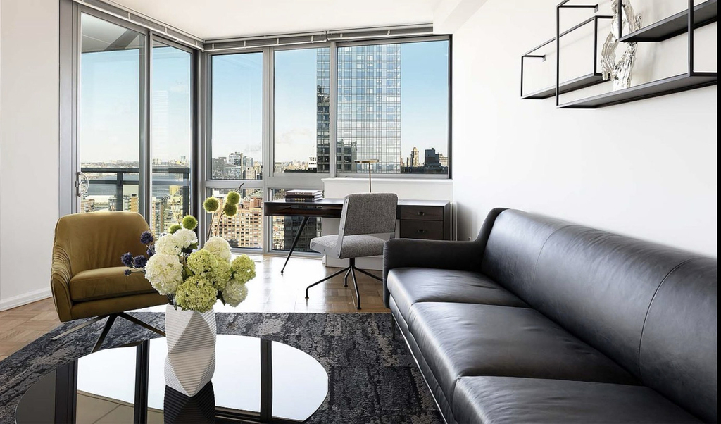 West 37th Street - Photo 2