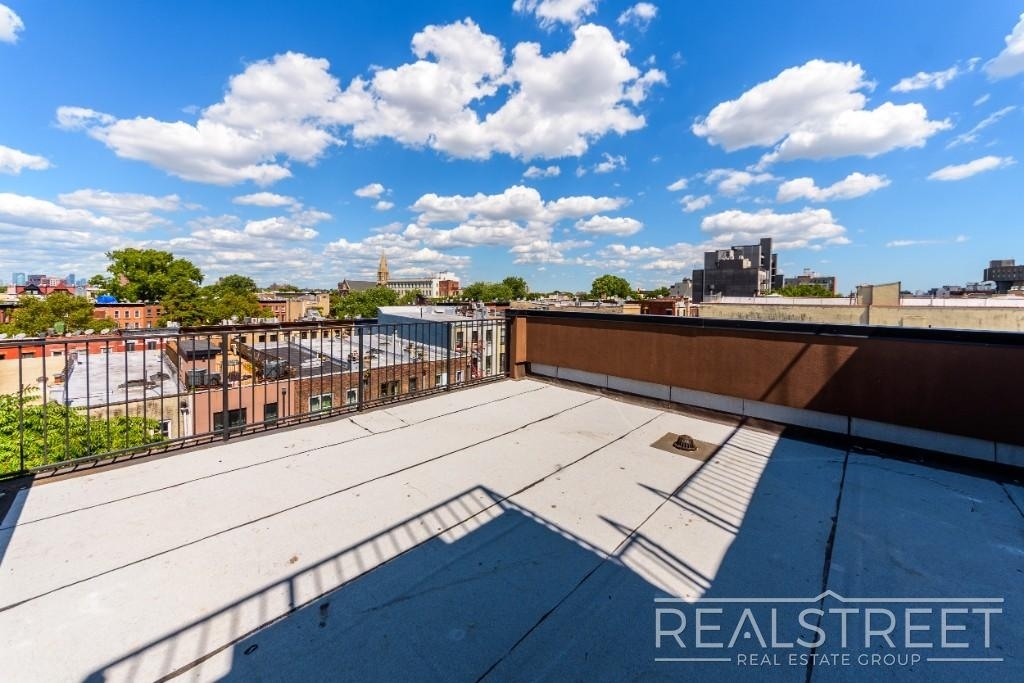 339 Herkimer Street - Photo 12