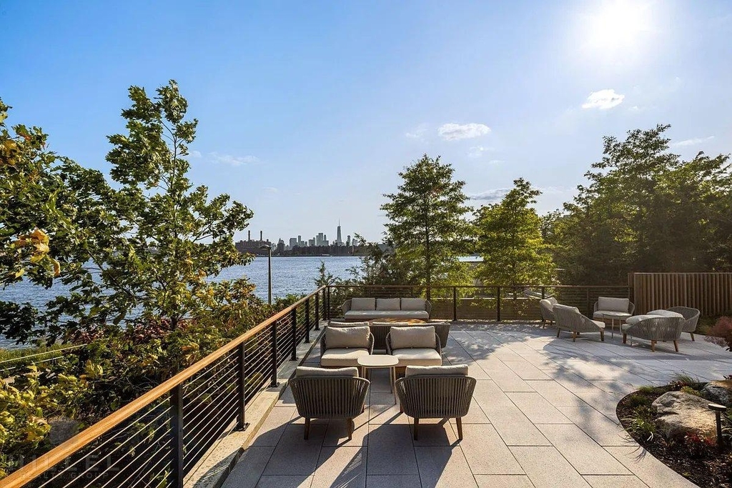 57th Avenue - Photo 8