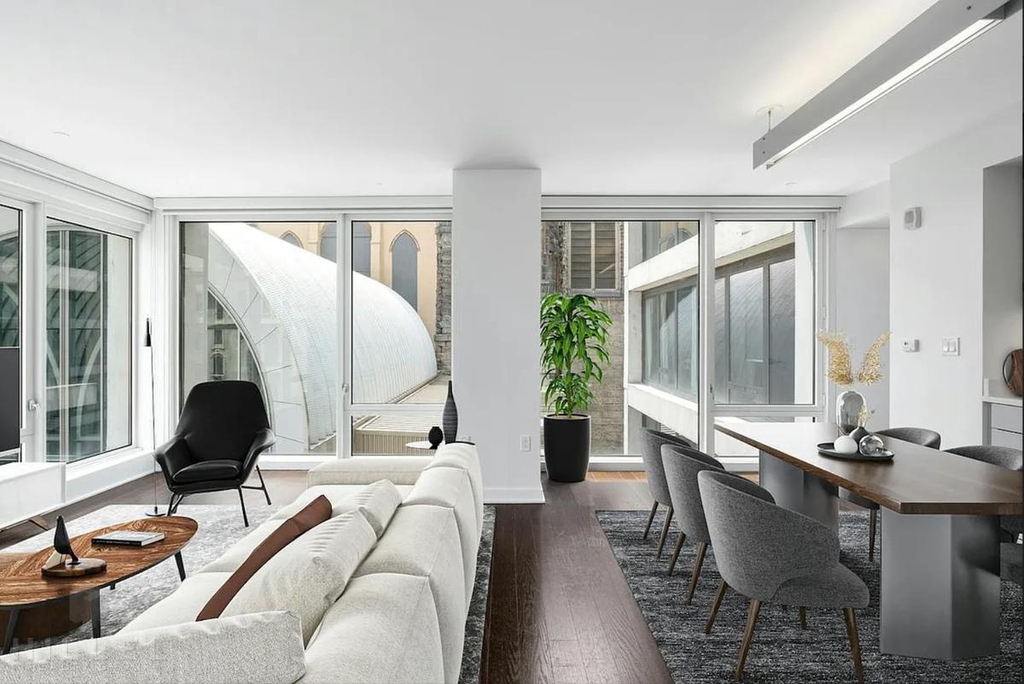 West 113th Street - Photo 1