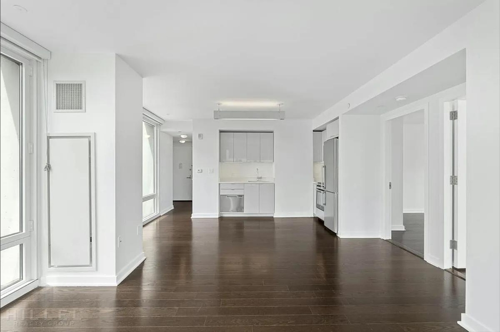 West 113th Street - Photo 6