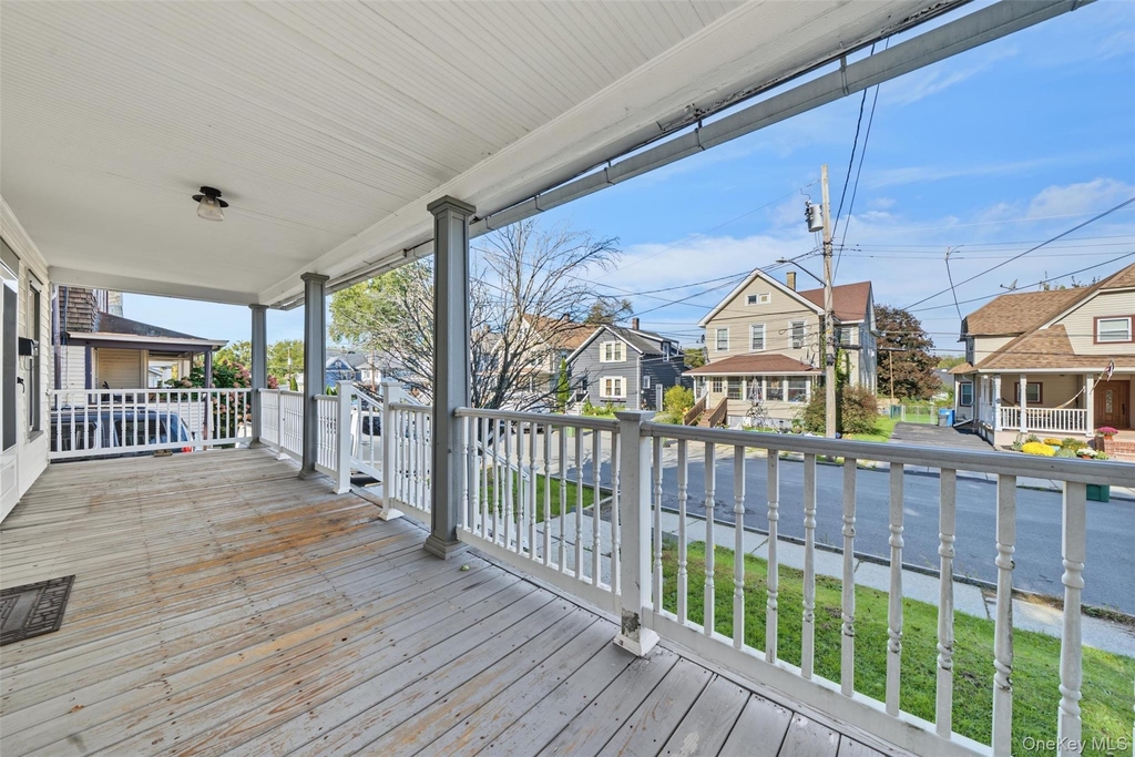 18 Chestnut Street - Photo 3