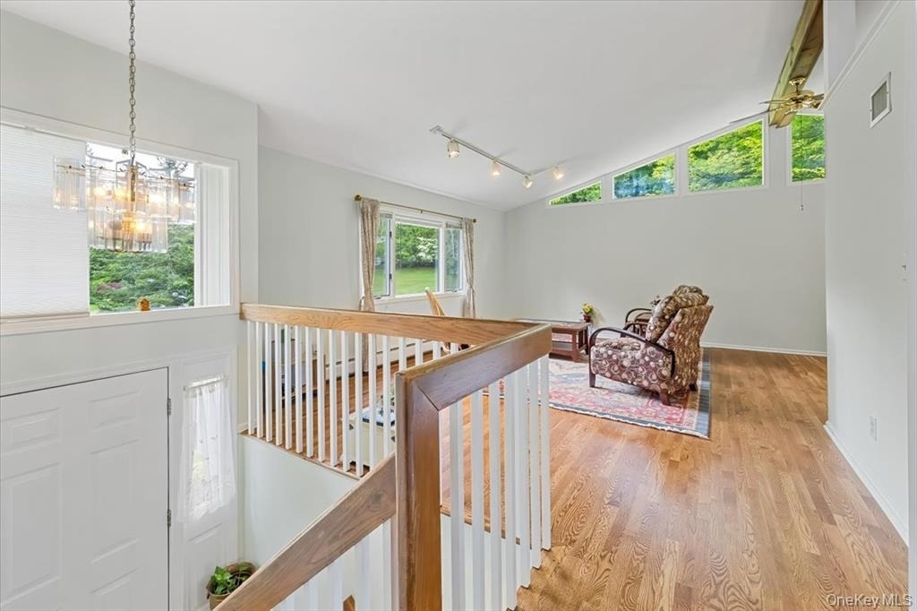 60 Smith Hill Road - Photo 2
