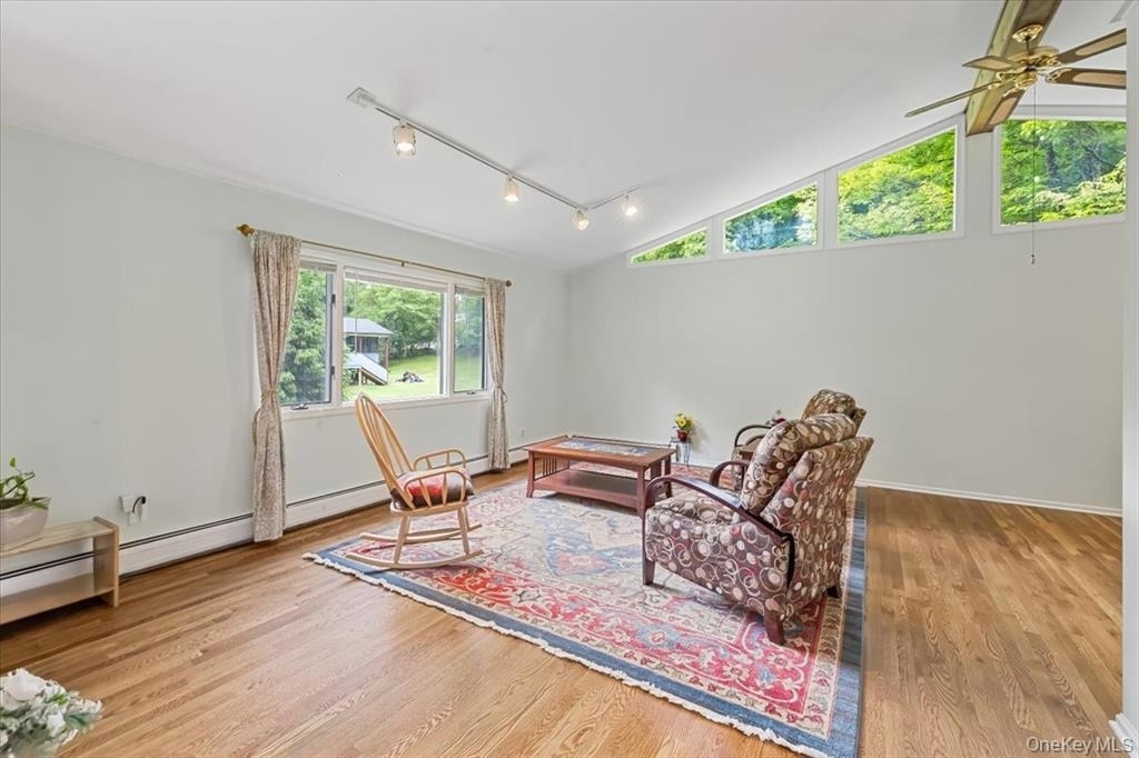 60 Smith Hill Road - Photo 3