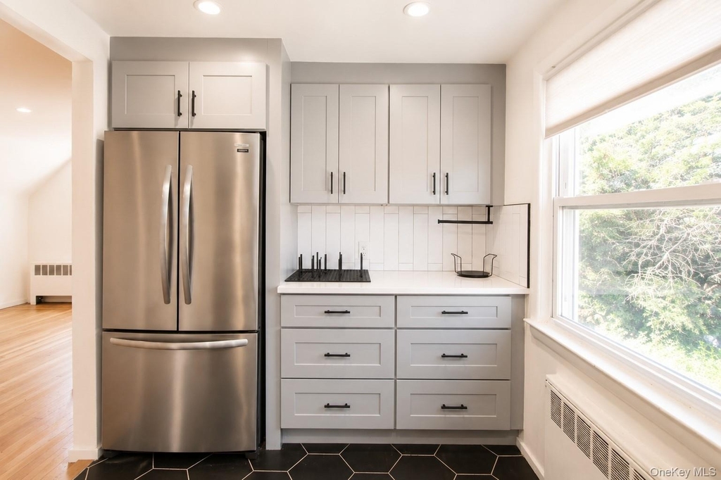 545 E Park Avenue - Photo 11