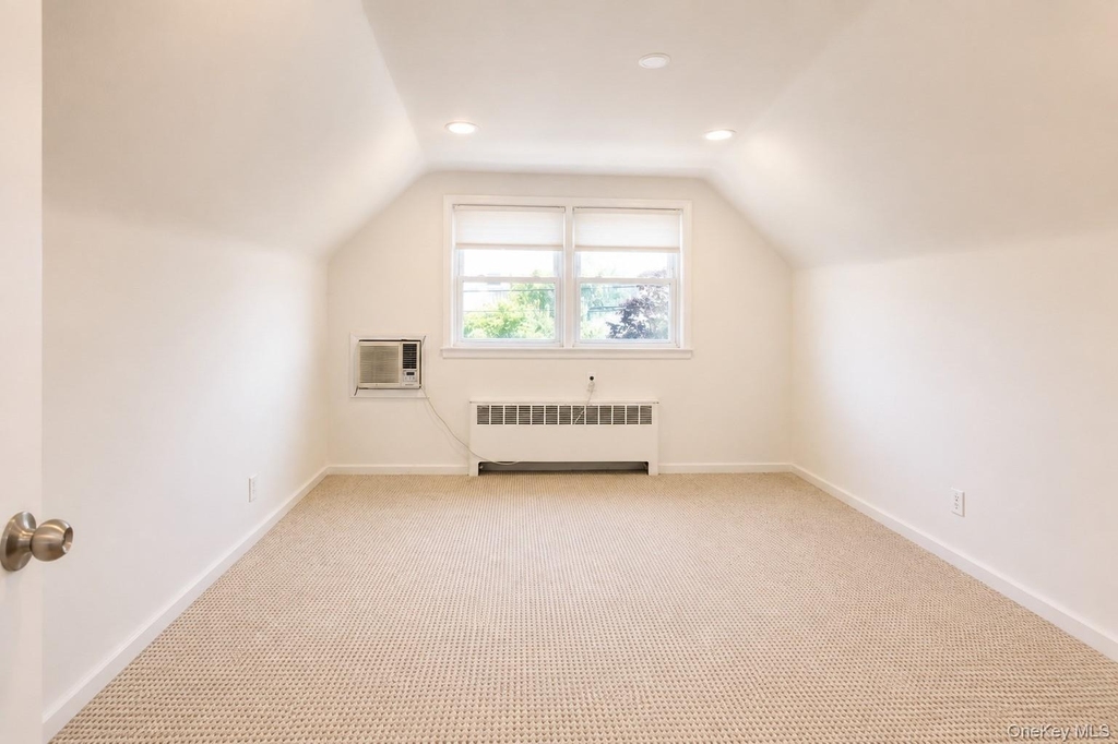 545 E Park Avenue - Photo 16
