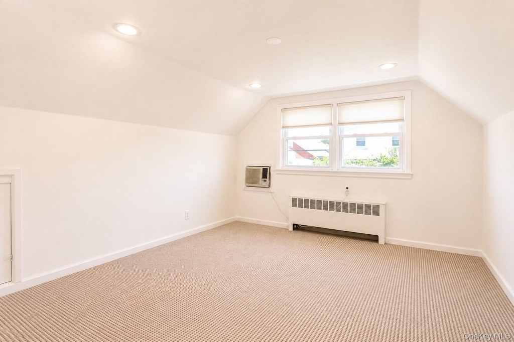 545 E Park Avenue - Photo 18