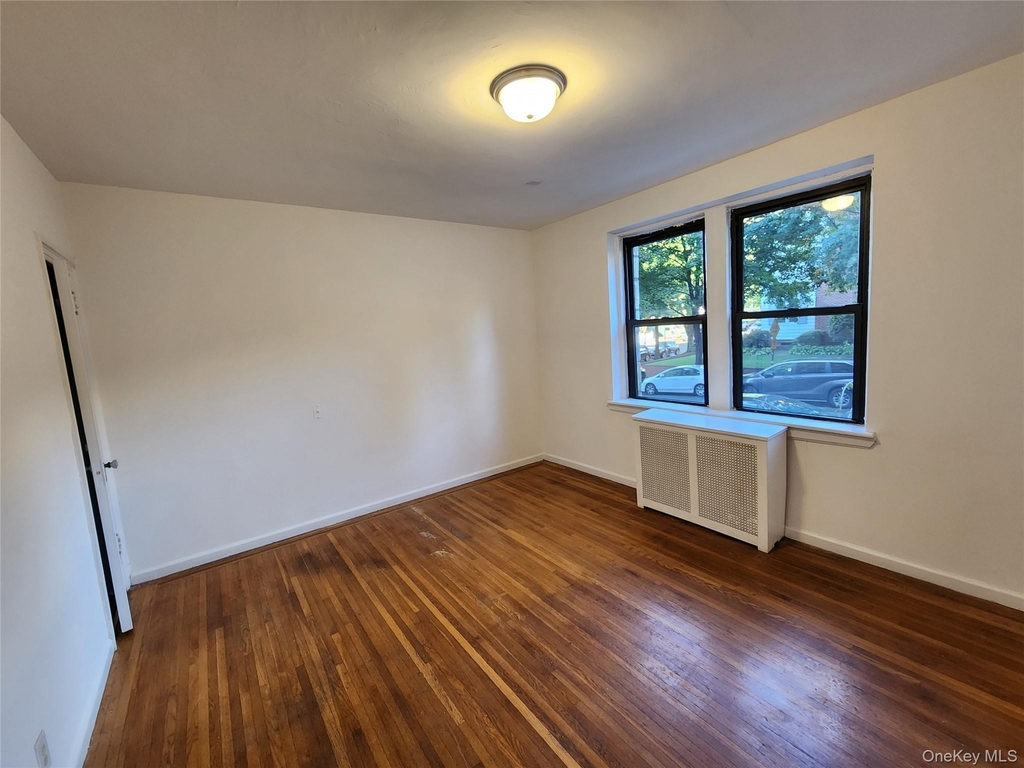 77-20 Austin Street - Photo 14