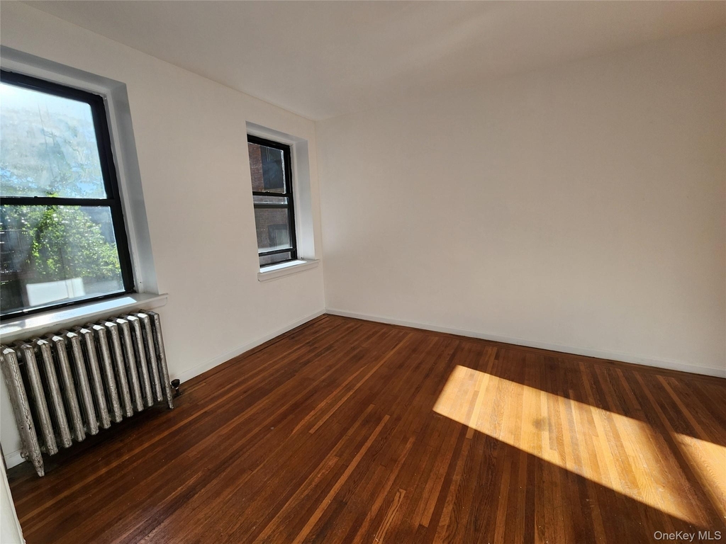 77-20 Austin Street - Photo 8