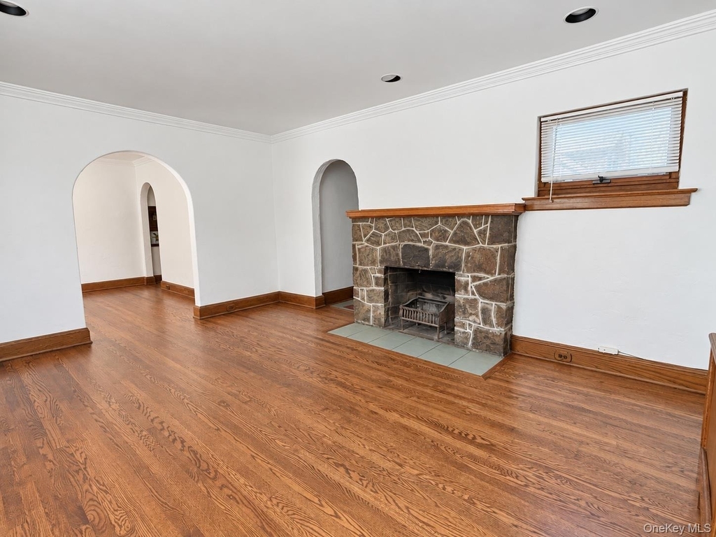 72 Primrose Avenue - Photo 1