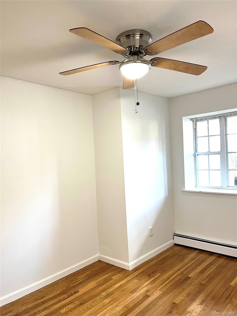 82-81 88th Pl - Photo 5