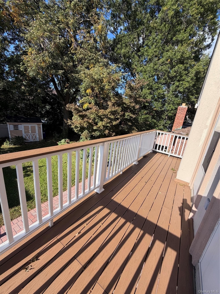 245-47 60th Little Neck Avenue - Photo 2