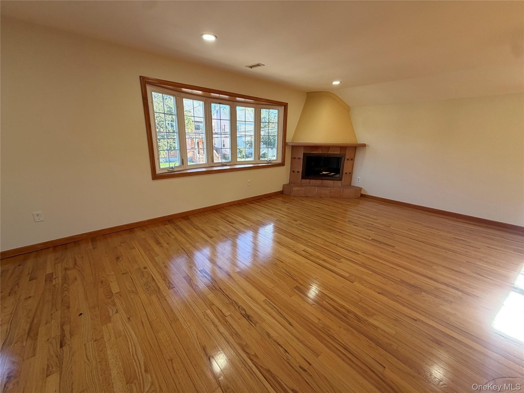 245-47 60th Little Neck Avenue - Photo 6