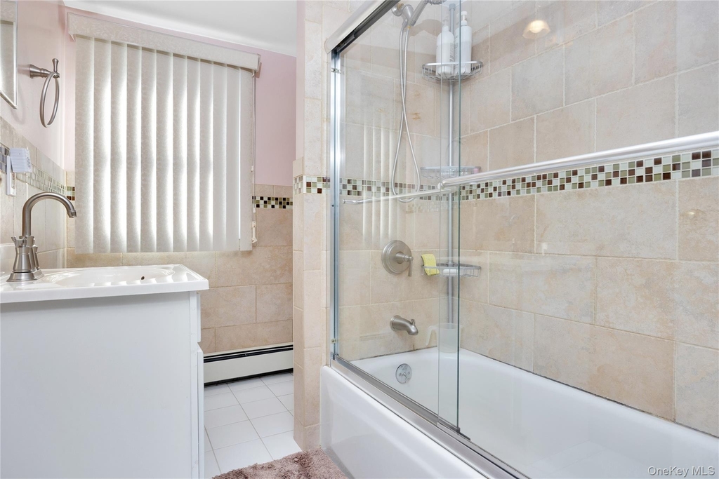 90 East 7th Street - Photo 4
