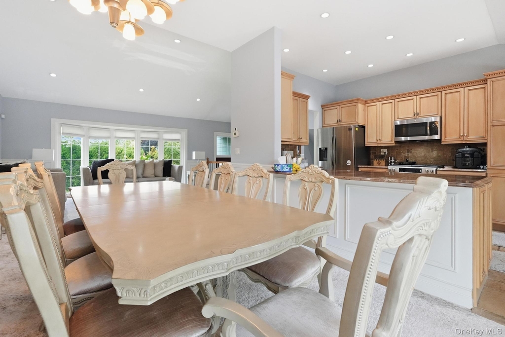 47 Orange Dr - Photo 7