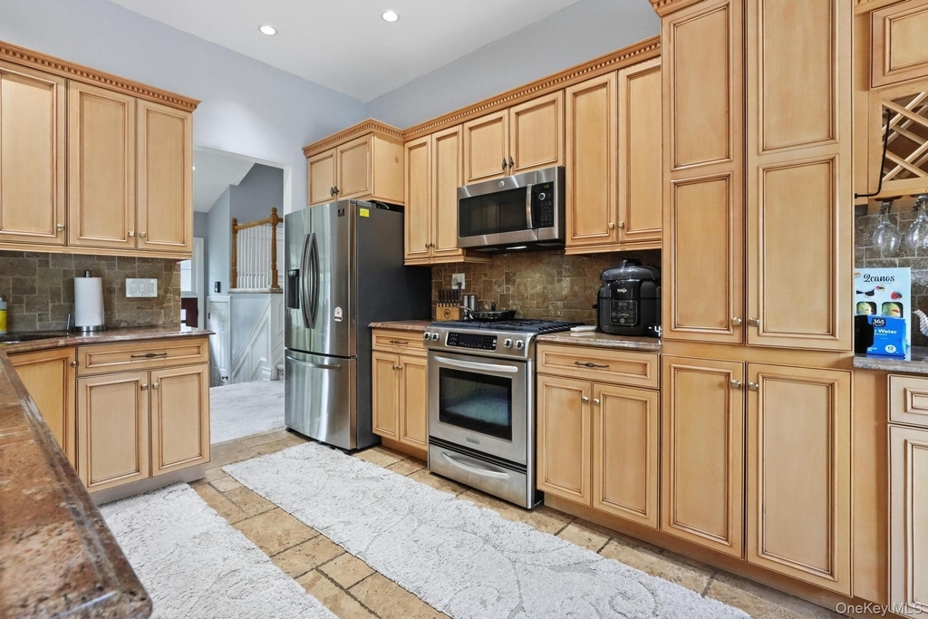 47 Orange Dr - Photo 9