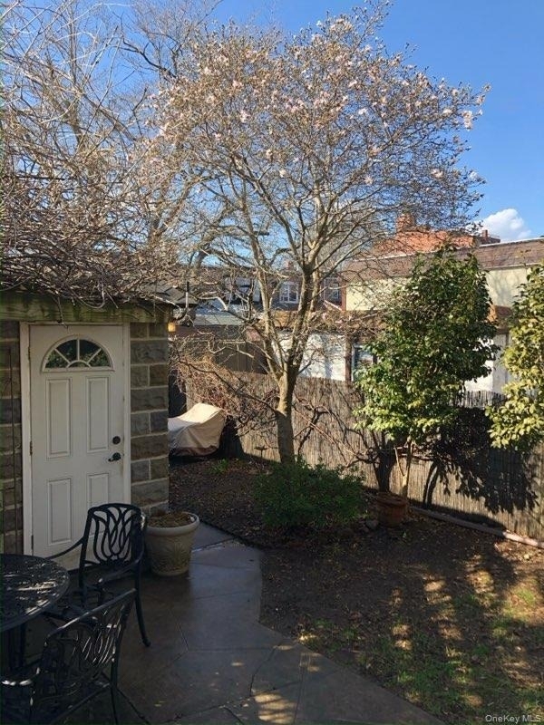9001 63rd Avenue - Photo 9