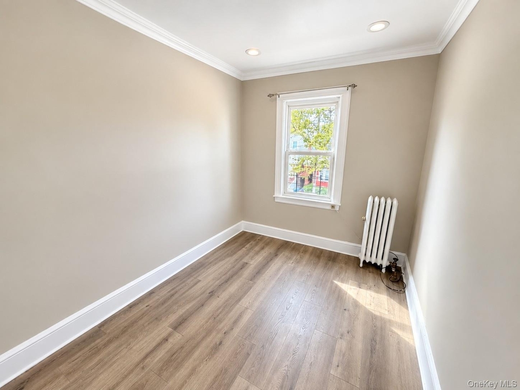 9717 81st Street - Photo 2