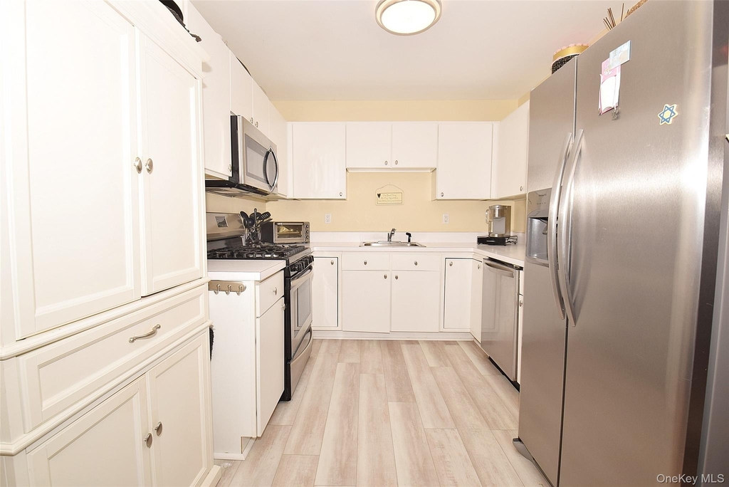 822 Portofino Place - Photo 4