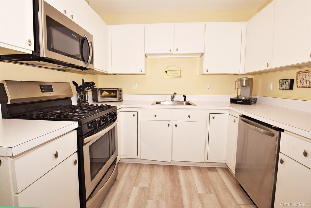 822 Portofino Place - Photo 5