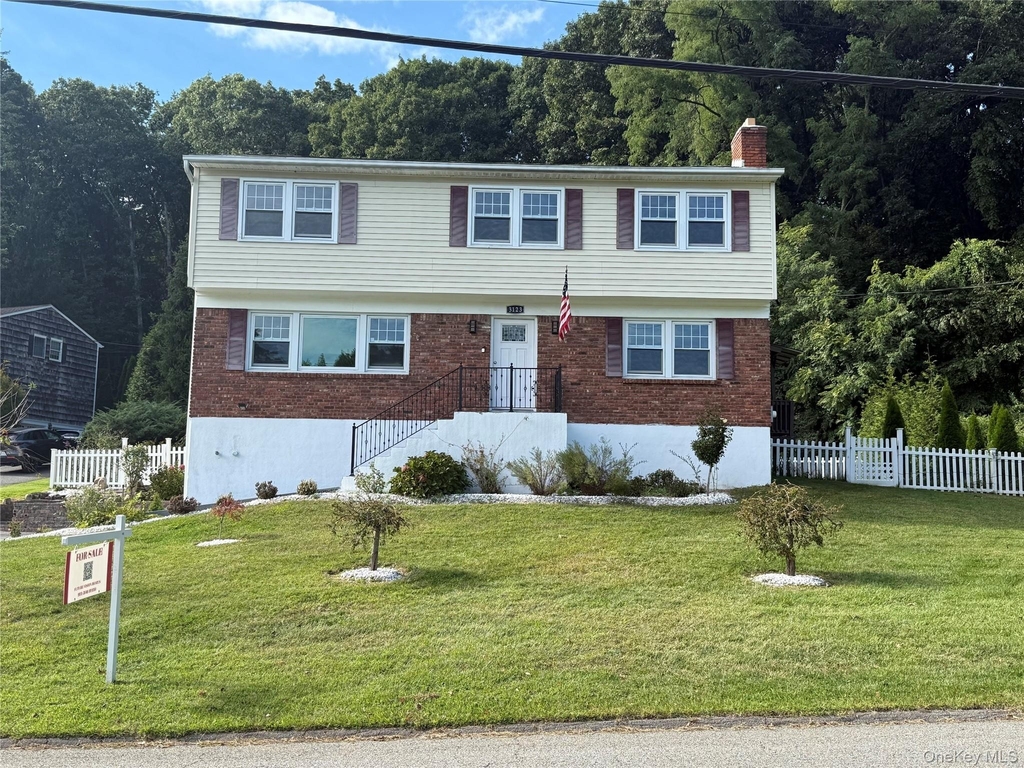 3123 Douglas Drive - Photo 0