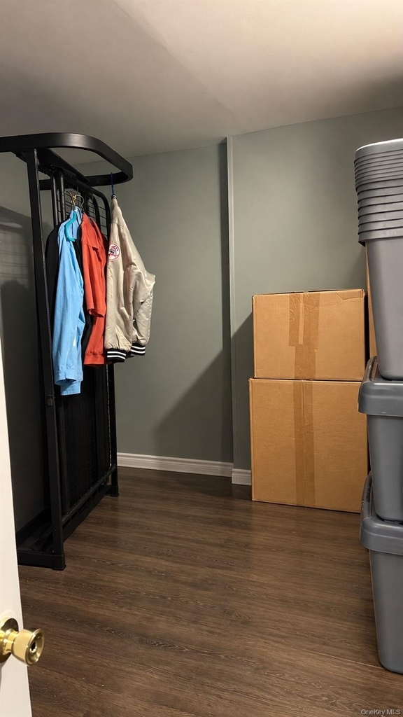 141 E John Street - Photo 3