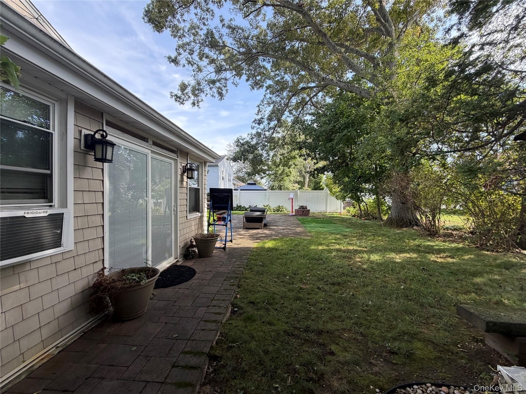 17 Renee Place - Photo 20