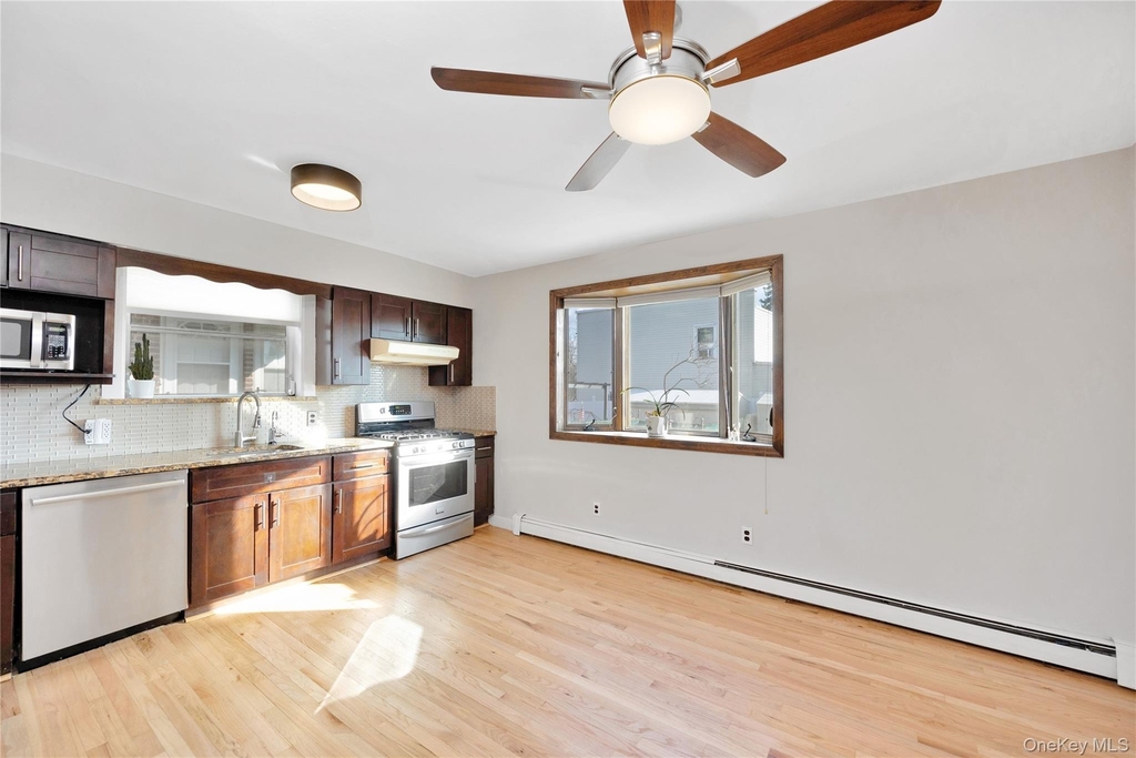 14830 11th Avenue - Photo 2
