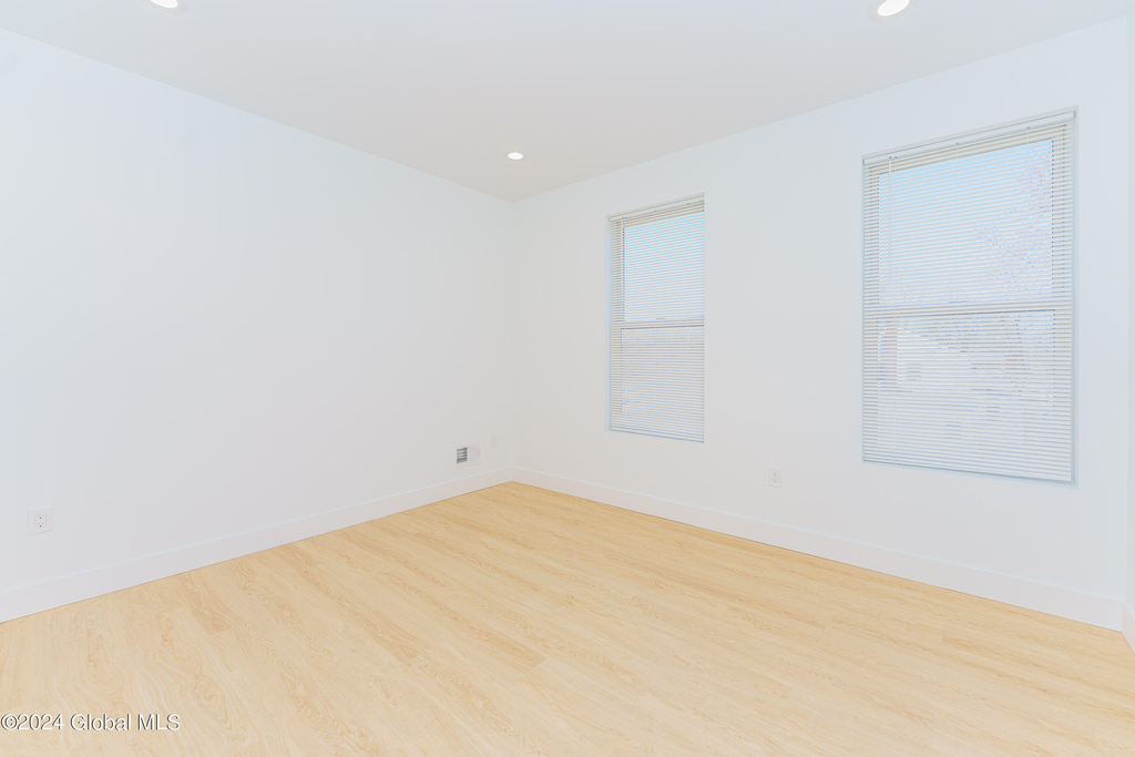 1133 Loudon Road - Photo 15