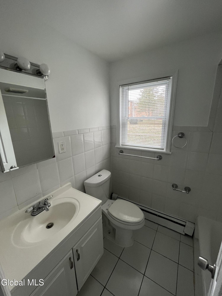 11-21 Ashdown Road - Photo 10
