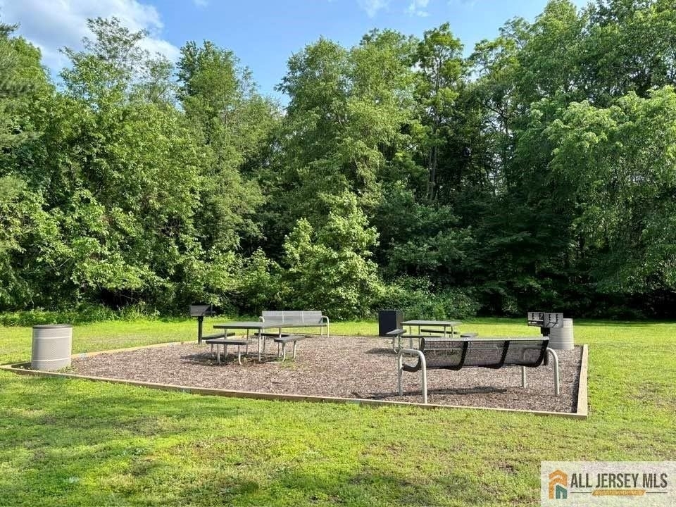 25 Cyprus Lane - Photo 8