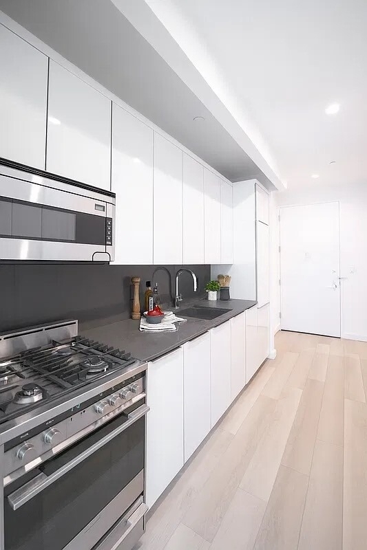 180 Water Street - Photo 1