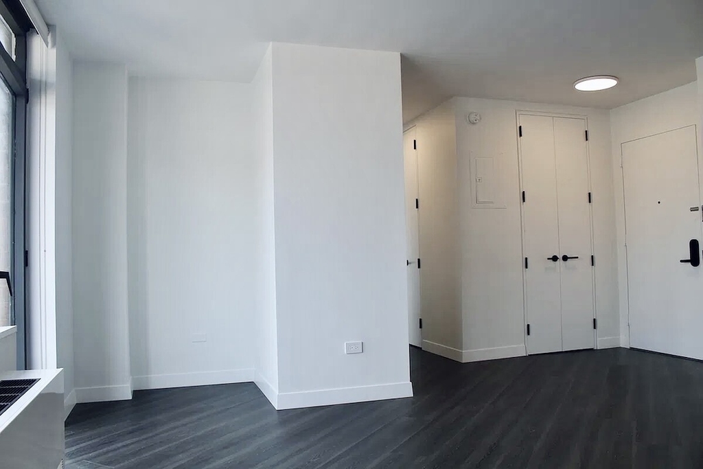 250 East Houston Street - Photo 3