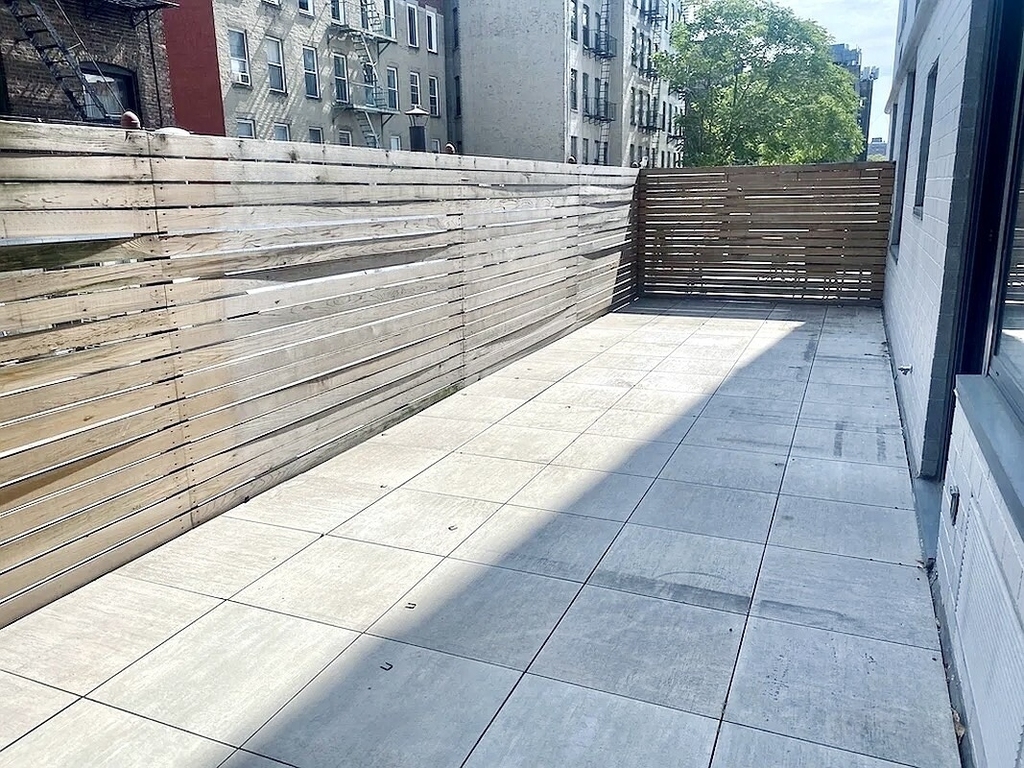 250 East Houston Street - Photo 8