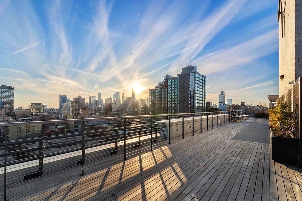 250 East Houston Street - Photo 10